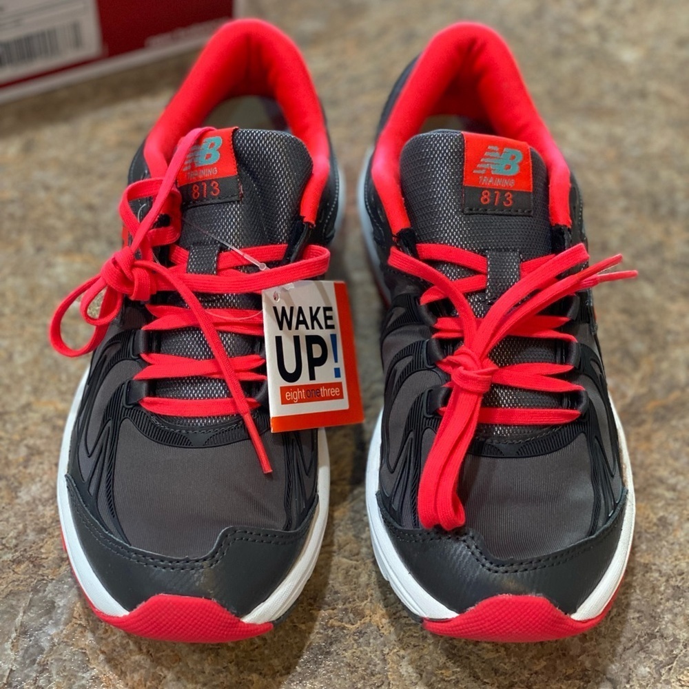 New New Balance Shoes - Picture 2 of 6